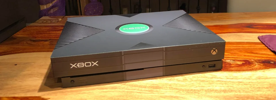 This Xbox One Skin Reverts it to the Design of its Forefathers
