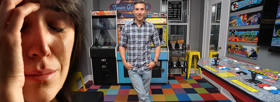New York Man converts his Apartment into Arcade, Loses Fiancee