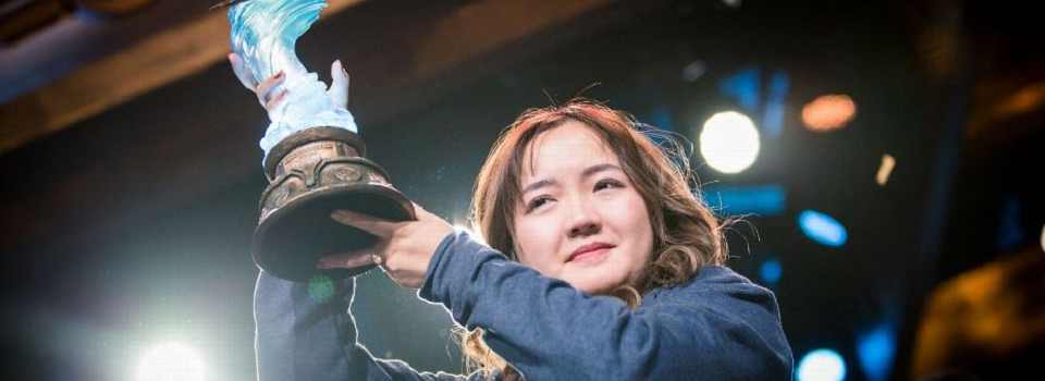 Xiaomeng "Liooon" Li is the First Woman to Win Hearthstone Grandmasters