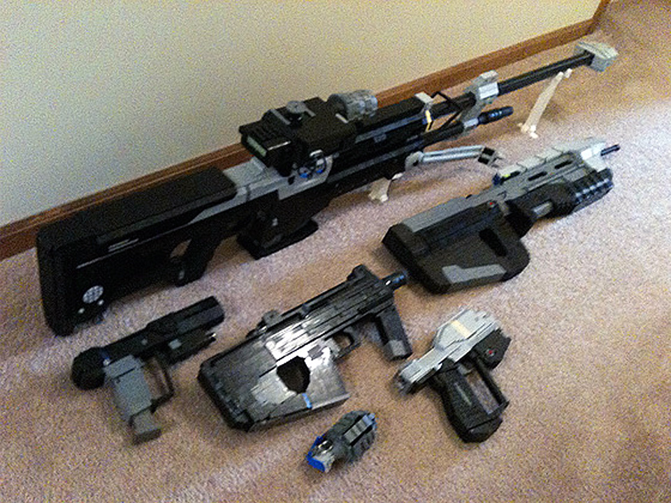10 Pound 63 inch Halo Sniper Rifle made entirely of LEGOs ... - 960 x 720 jpeg 379kB