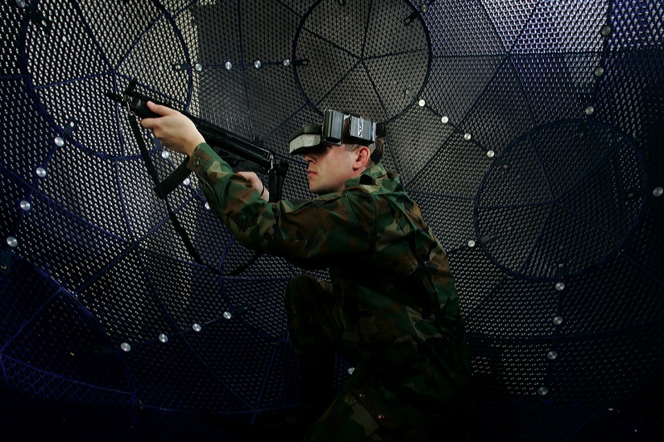 Vr сфера. 1999 Год — Virtusphere. Виртуальная реальность Российская армия. Сфера виртуальной реальности. Симулятор виртуальной реальности.